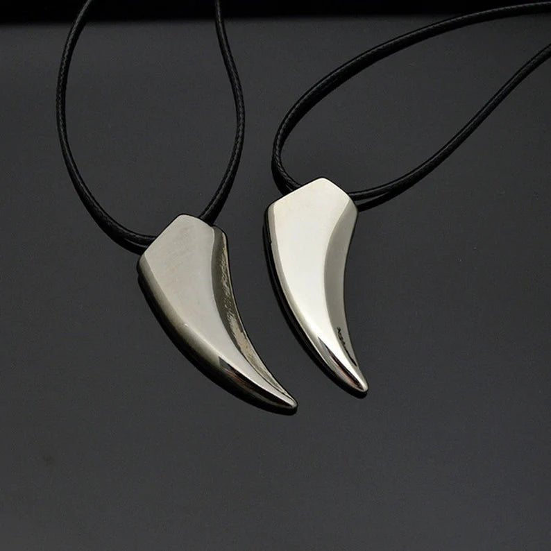 Men’s Stainless Steel Wolf Tooth Necklace - Ornaments Co - Silver