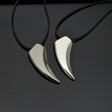 Men’s Stainless Steel Wolf Tooth Necklace - Ornaments Co - Silver